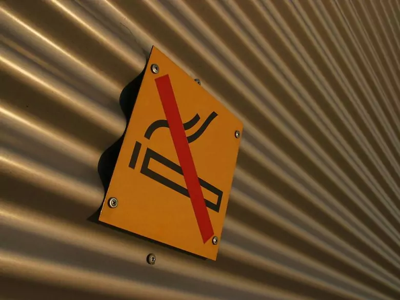 Smoking by pregnant women