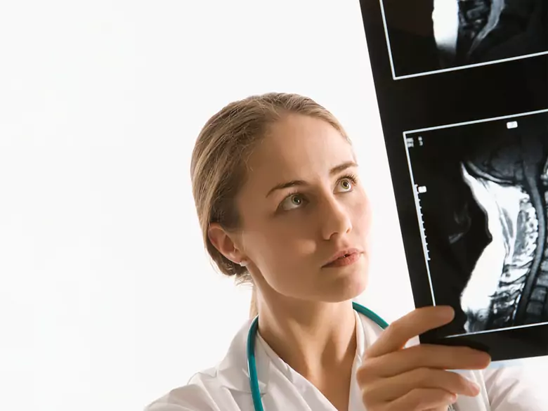 X-ray of teeth - aid to diagnosis