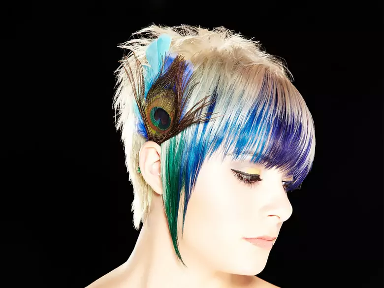 Colouring your hair is not as scary as it sounds: hair colouring without secrets