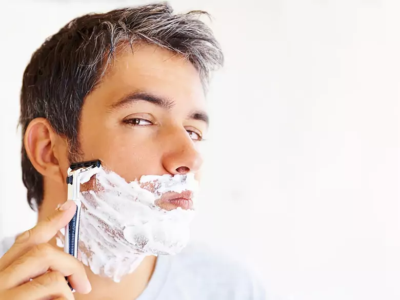 How to deal with ingrown hairs?