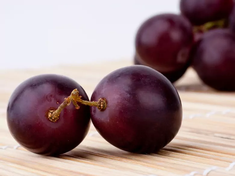 Grape seeds - a valuable source of cardiovascular protective compounds