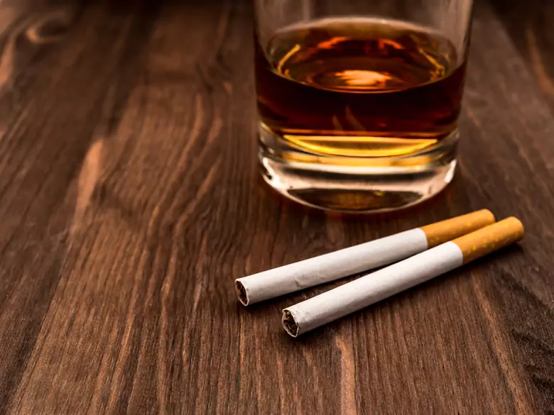 Narcissistic personality and addictions
