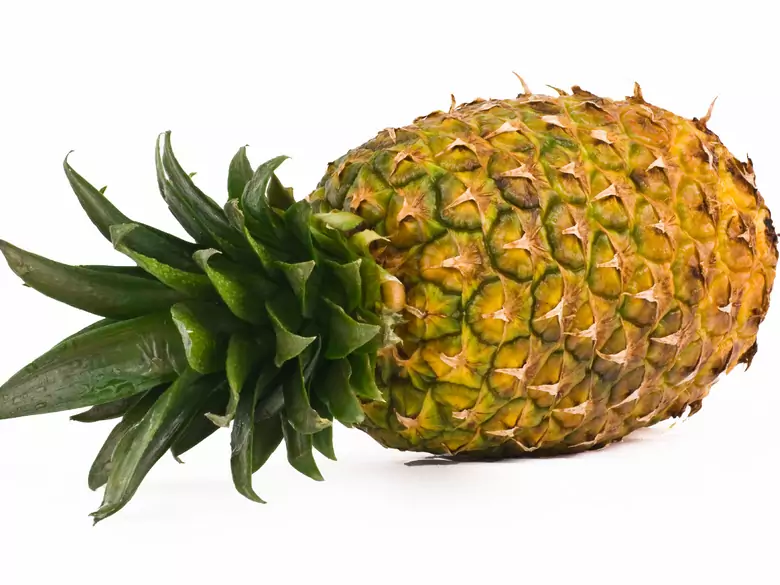 What are the benefits of eating pineapple?