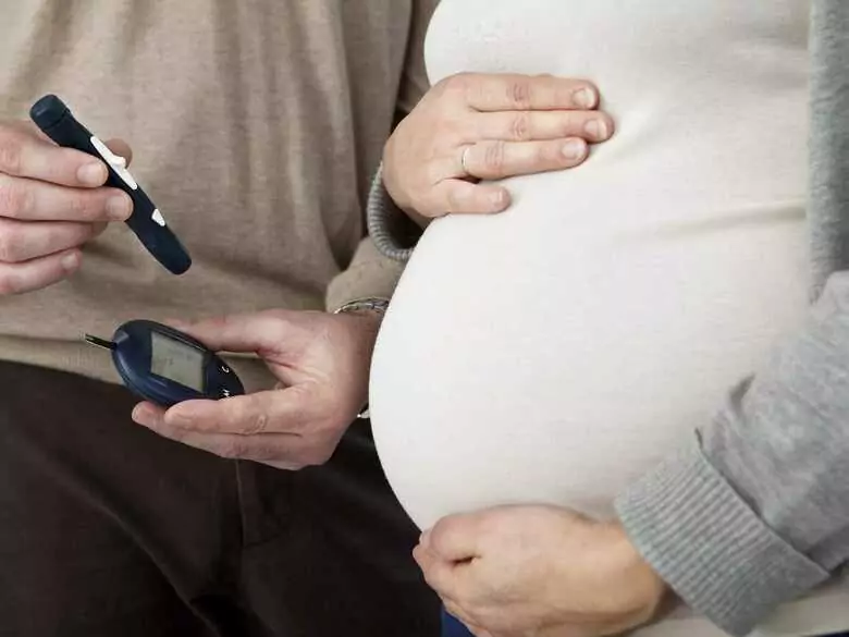 Urine ketones in pregnant women - how to interpret them?