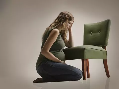 AIDS (HIV) - natural childbirth or caesarean section