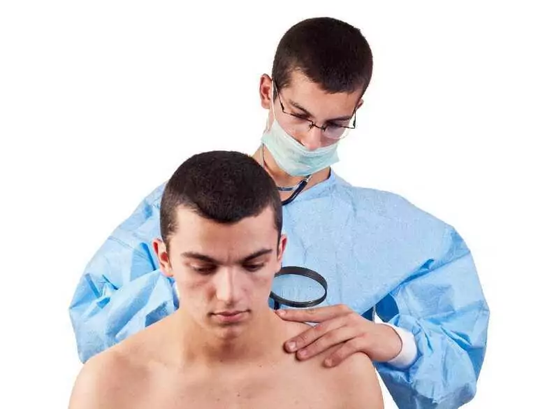 Staphylococcal skin lesions - what should worry you?