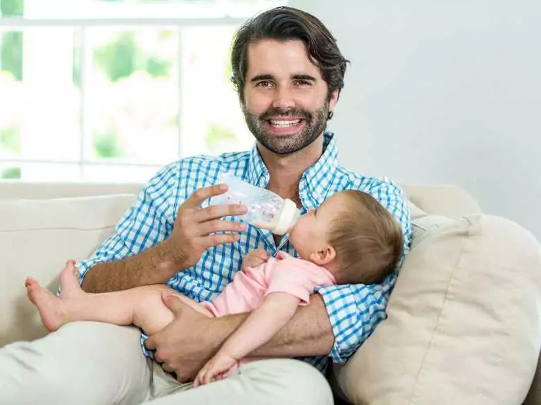 Infant nutrition - current recommendations for selected products and vitamin D and K supplementation - part 1