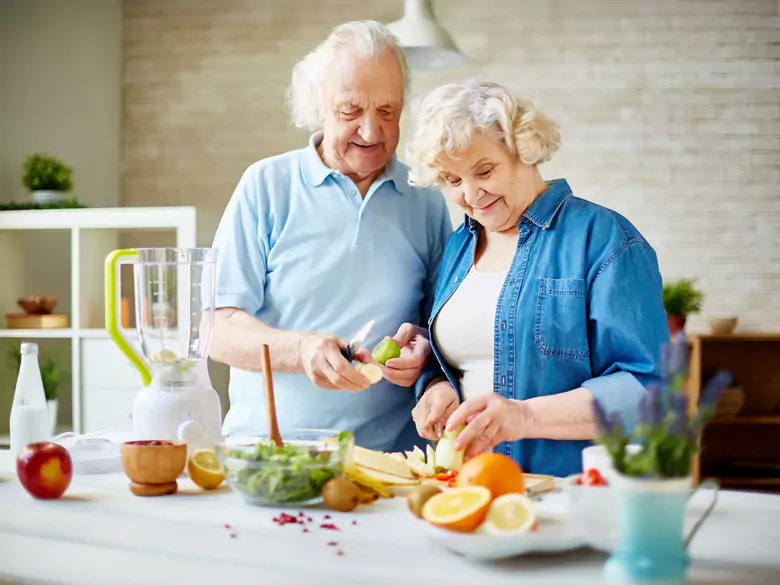 What is a healthy diet for older people?