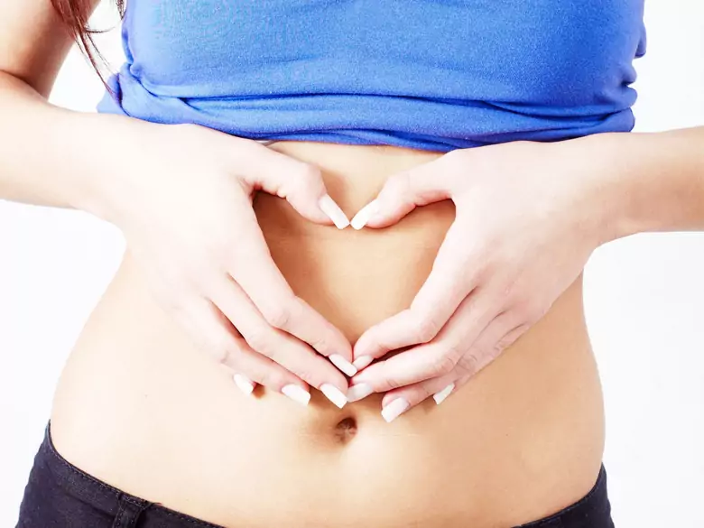 What are the first symptoms of being pregnant? Find out!