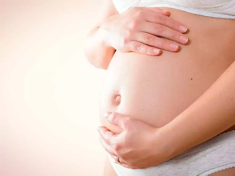 Does coronavirus pose a serious risk to pregnant women?
