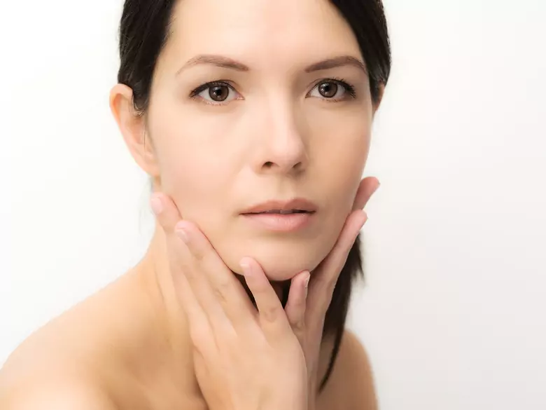 Facial oedema: the cause may be an allergy, but also an endocrine disorder