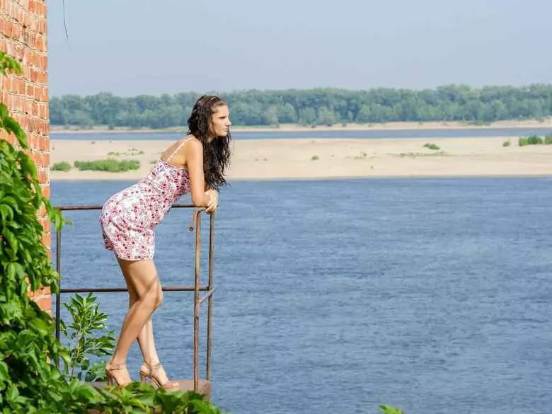 What are healthy ways to deal with anxiety of loneliness?