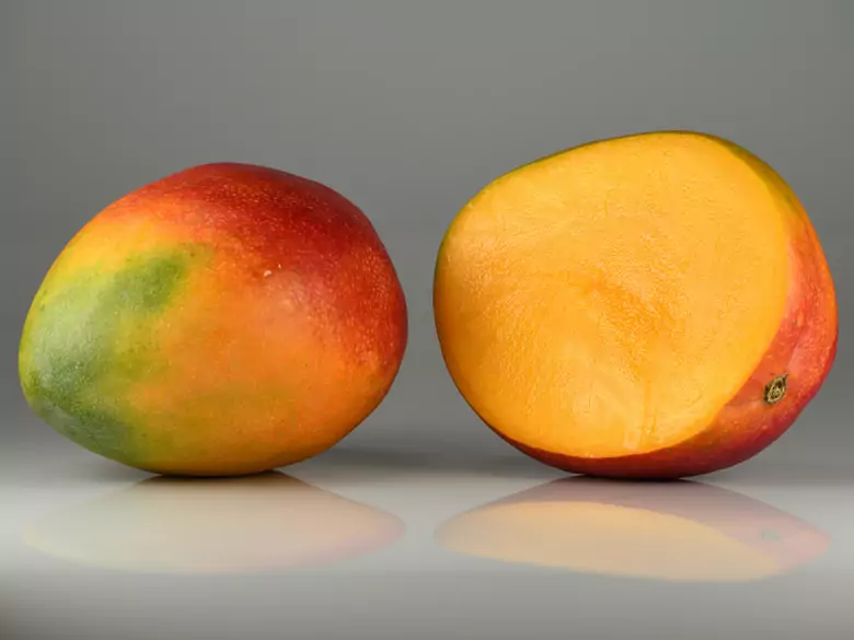 What are the benefits of eating mangoes?