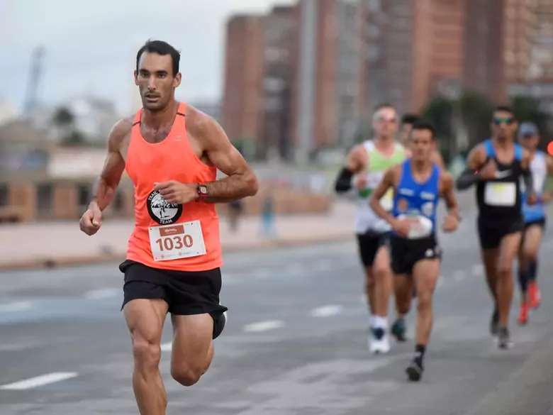 What are the benefits of practising long-distance running?