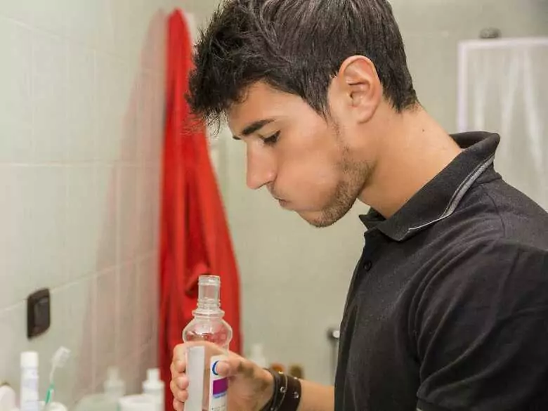 Tooth sensitivity. How to deal with it with home remedies?