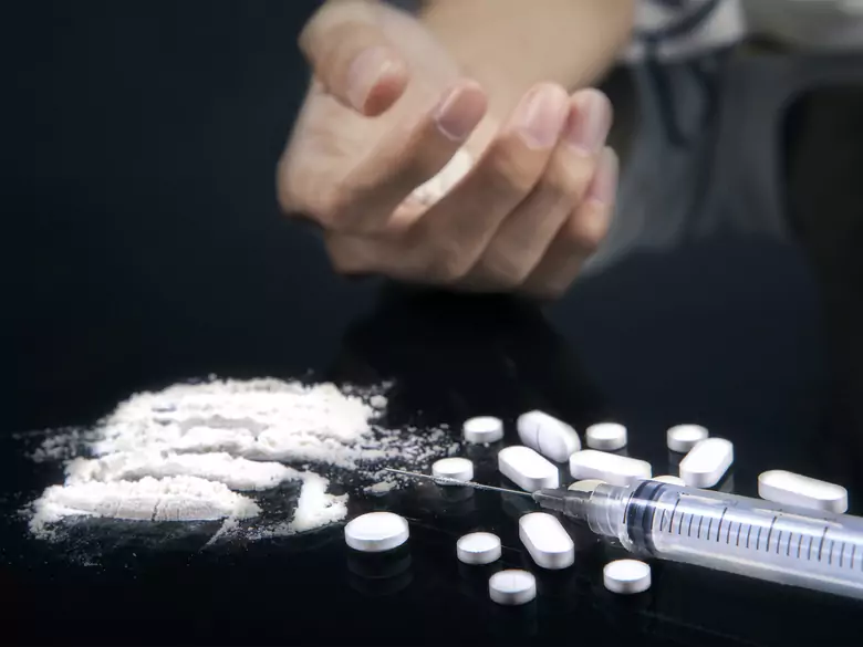 An epidemic of legal highs! Side effects associated with their use