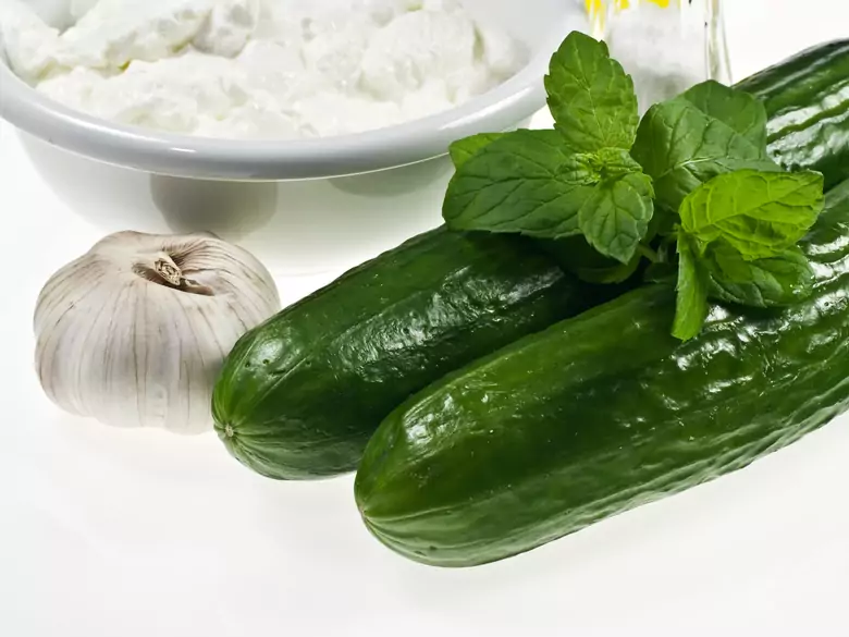 What are the benefits of eating cucumbers?
