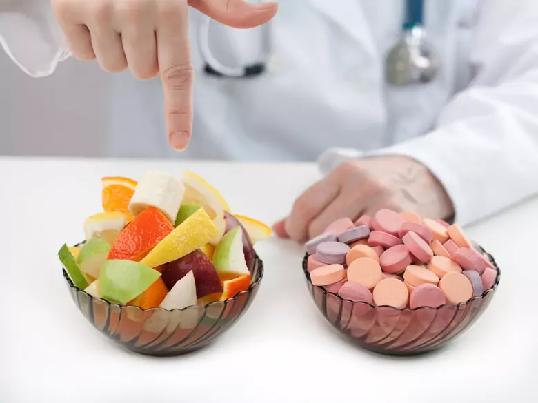 What is a healthy diet for people with vitamin deficiency problems?