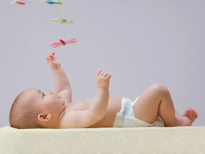 Young child's air travel