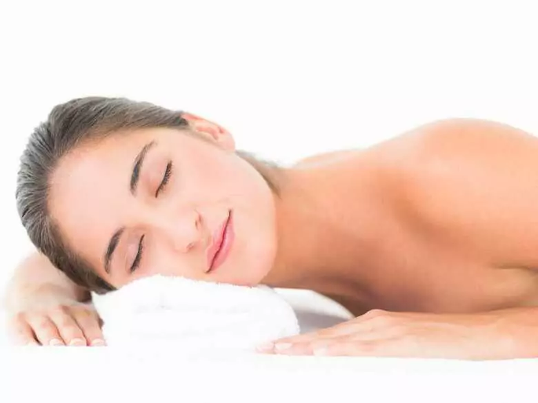 Moisturising, firming and protecting. The natural power of a body spa bath