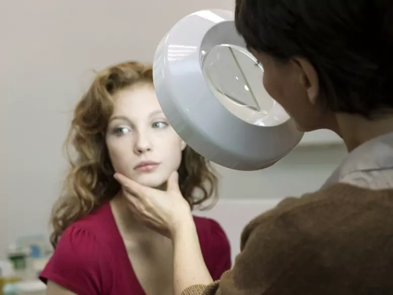Retinoids: what are they, when are they used and what do you need to know about them?