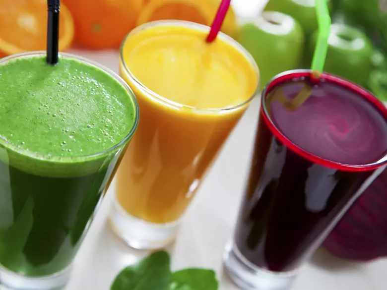 What are the benefits of a green smoothie?