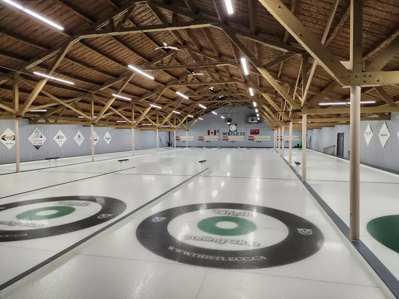 What are the benefits of practising curling?