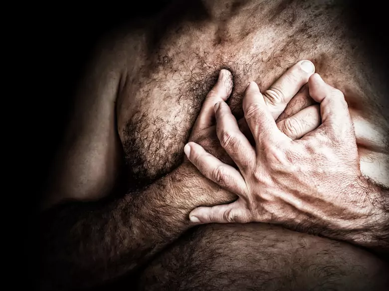 Heart palpitations - a symptom of hyperthyroidism - causes, symptoms, diagnosis, treatment